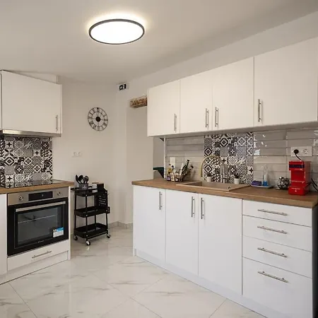 Holiday home Artemis House Corfu Town *